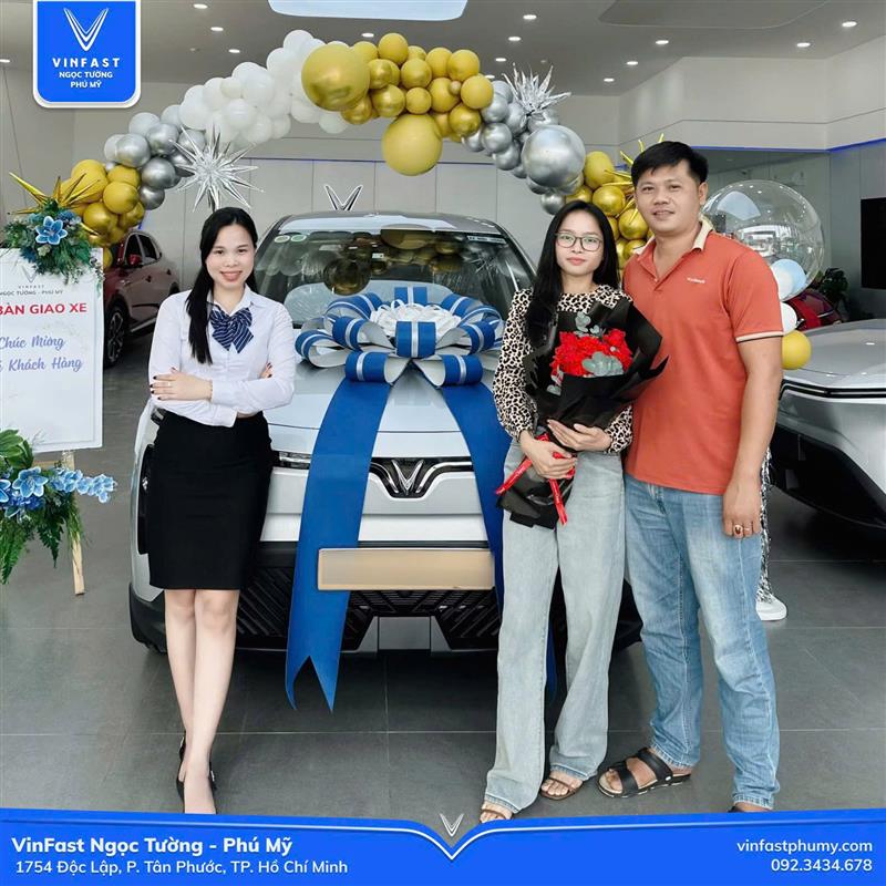 Mừng Quý Khách Hàng Nhận Xe Mới